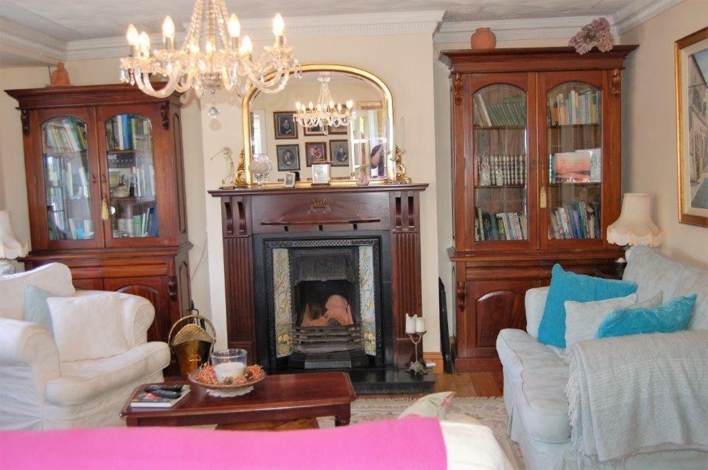 Teach An Easard Bed & Breakfast Clifden Eksteriør bilde